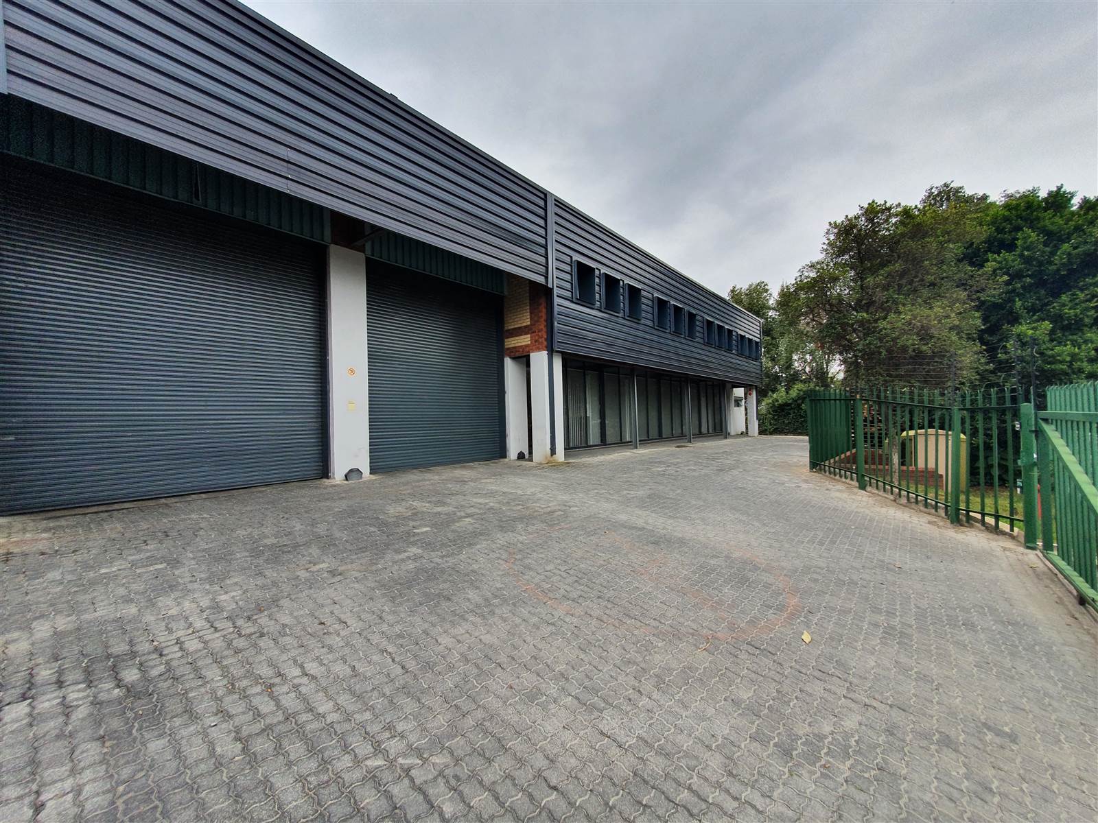 2000  m² Industrial space in Linbro Park photo number 19