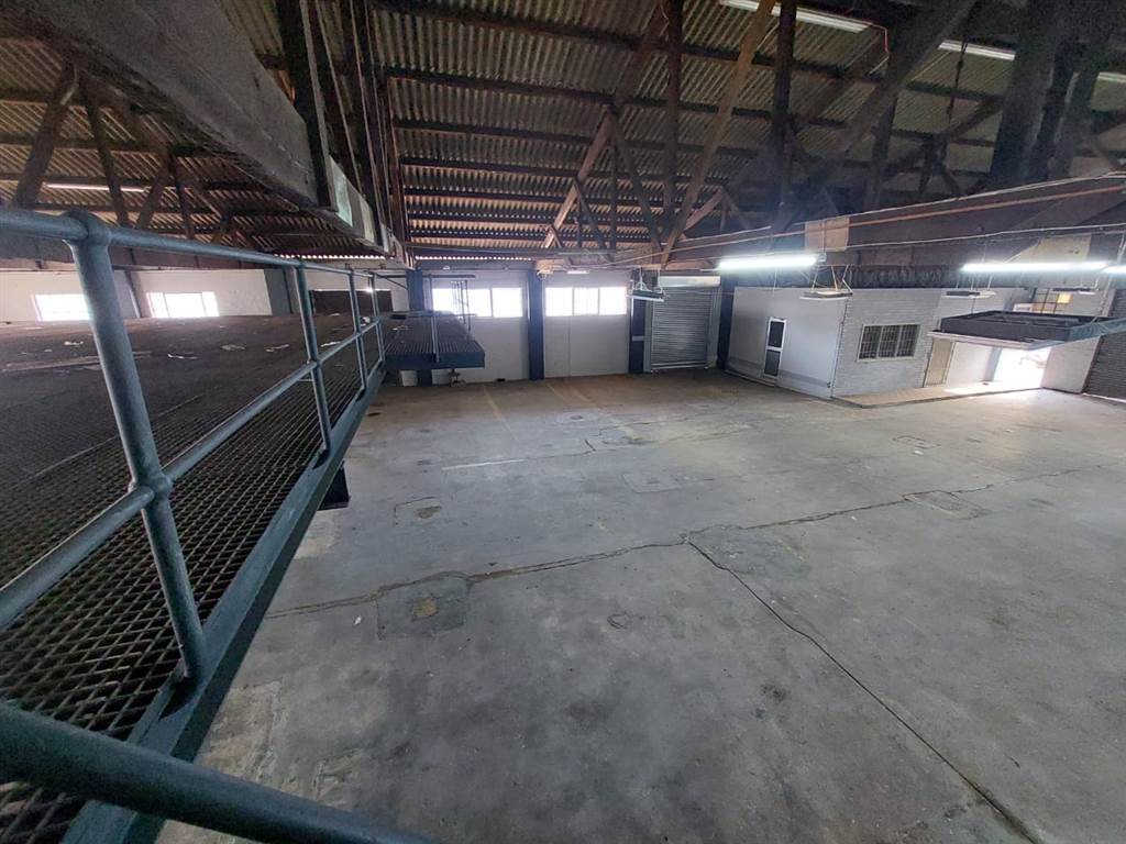 768  m² Industrial space in Congella photo number 8