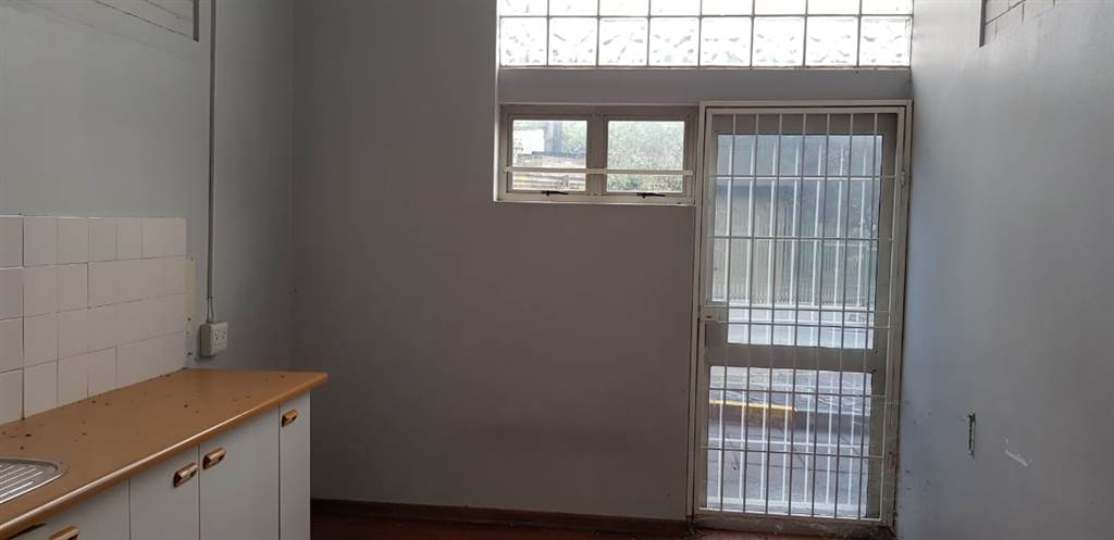310  m² Office Space in Modderfontein photo number 6