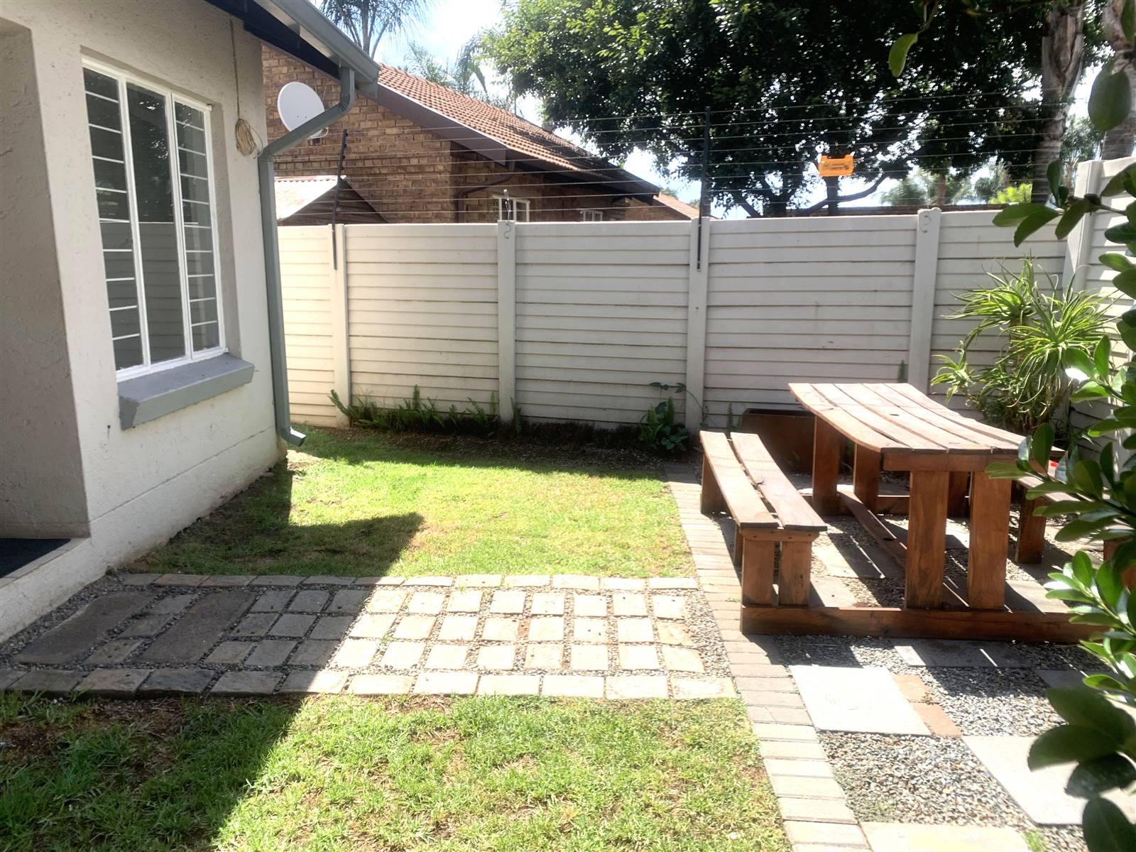 2 Bed Townhouse in Rooihuiskraal North photo number 14