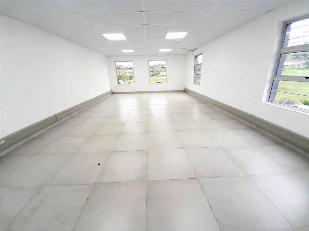 409  m² Office Space in Westcliff photo number 3