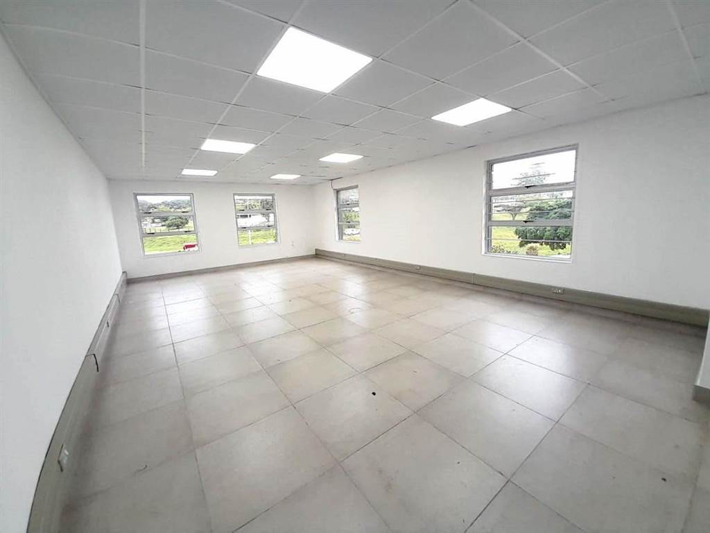 409  m² Office Space in Westcliff photo number 4