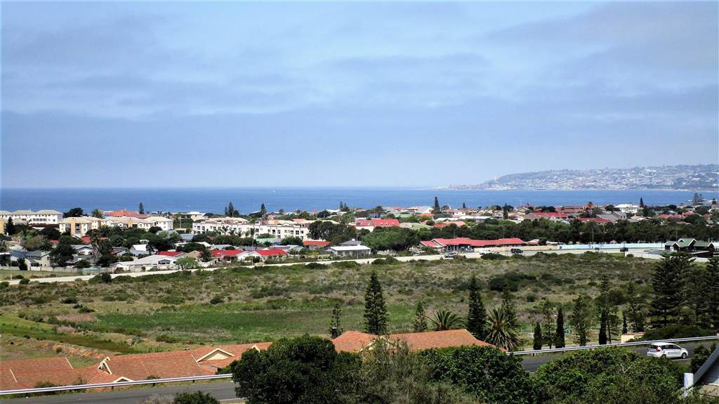 1609 m² Land available in Hartenbos Heuwels photo number 5