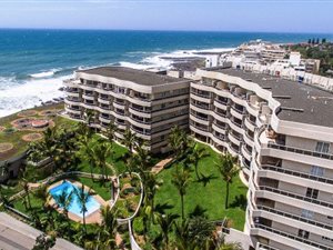 2 Bed Apartment in Compensation Beach