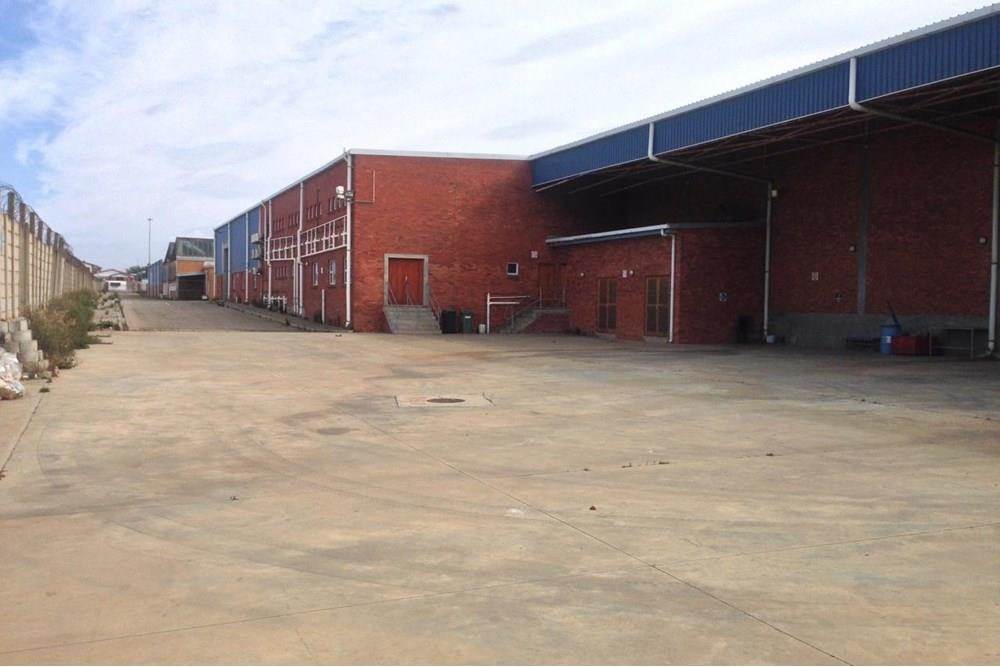 13100  m² Industrial space in Algoa Park photo number 9