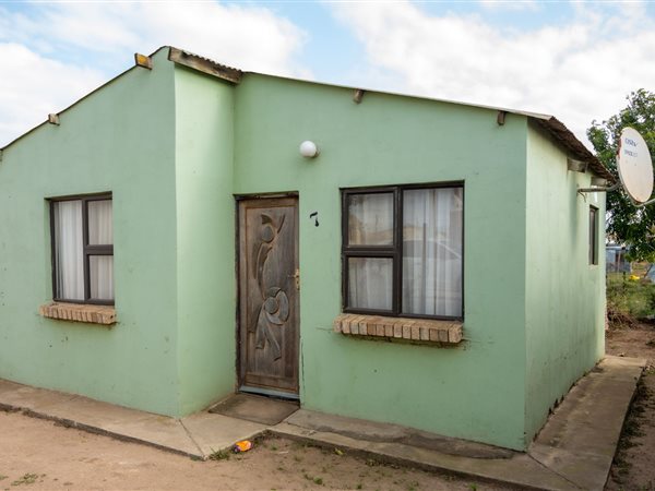 2 Bedroom House 2 Bedroom House