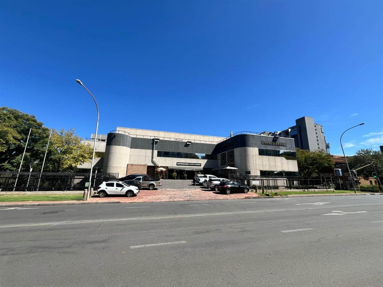 348  m² Commercial space in Rosebank photo number 11