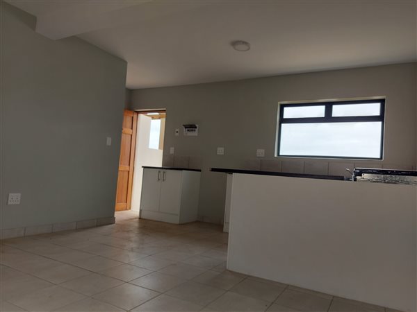 2 Bed Apartment in Kidds Beach