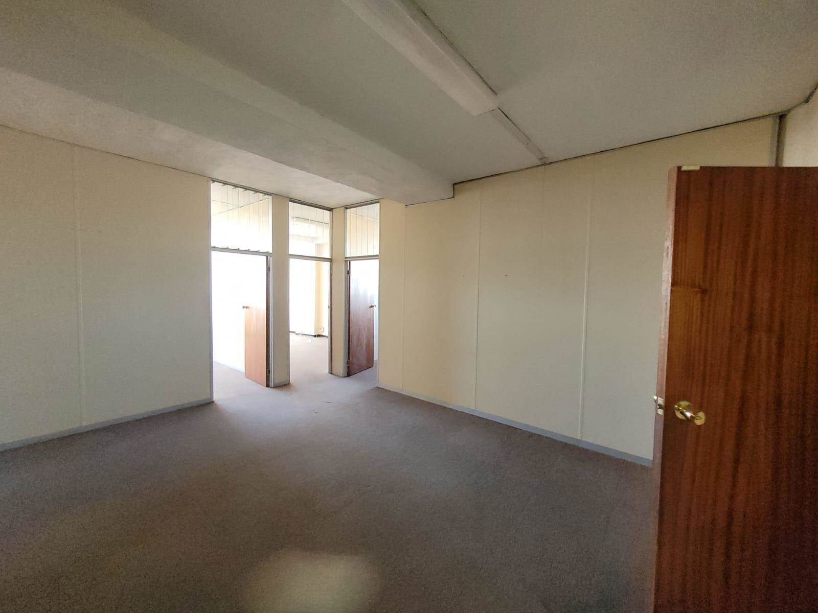 130  m² Commercial space in Kempton Park Central photo number 6