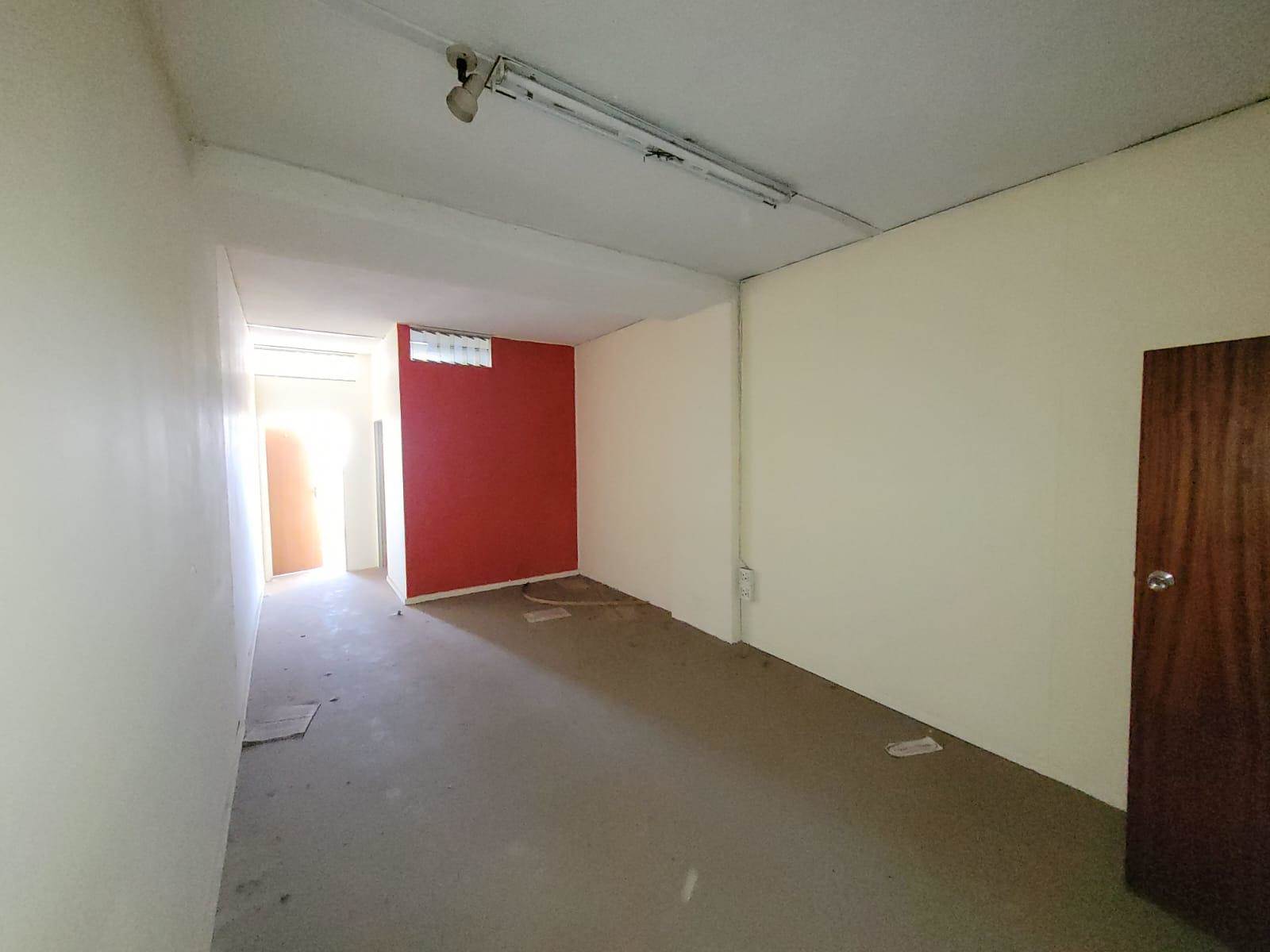 130  m² Commercial space in Kempton Park Central photo number 11