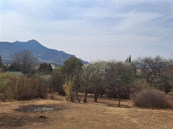 2 521 m² Land