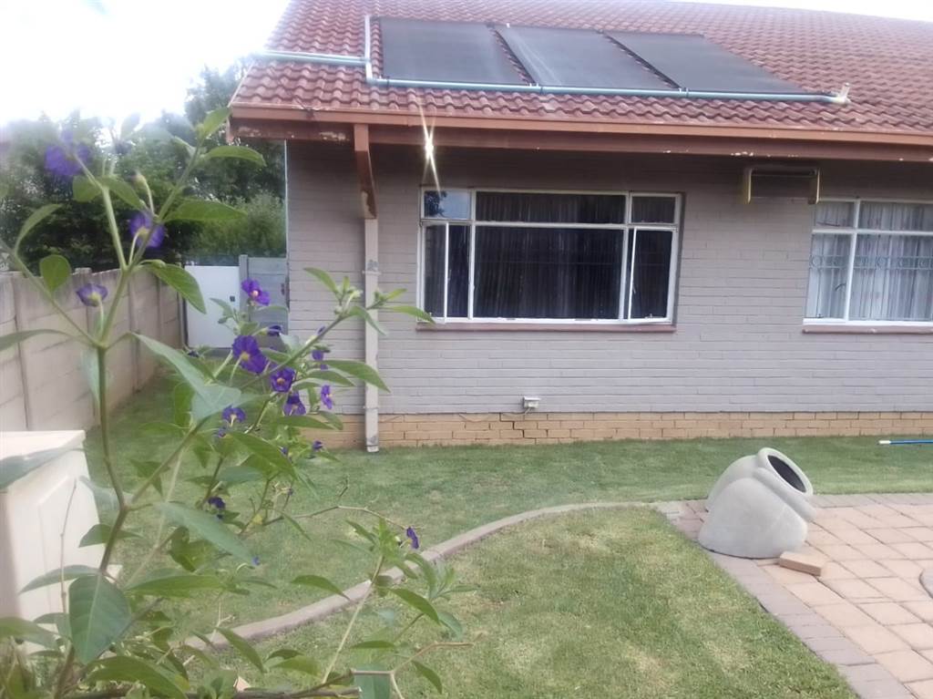 4 Bed House in Kroonstad photo number 14