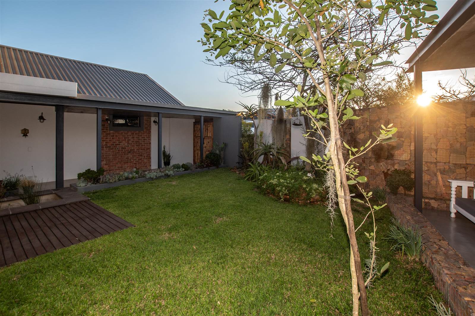 4 Bed House in Sonheuwel photo number 5