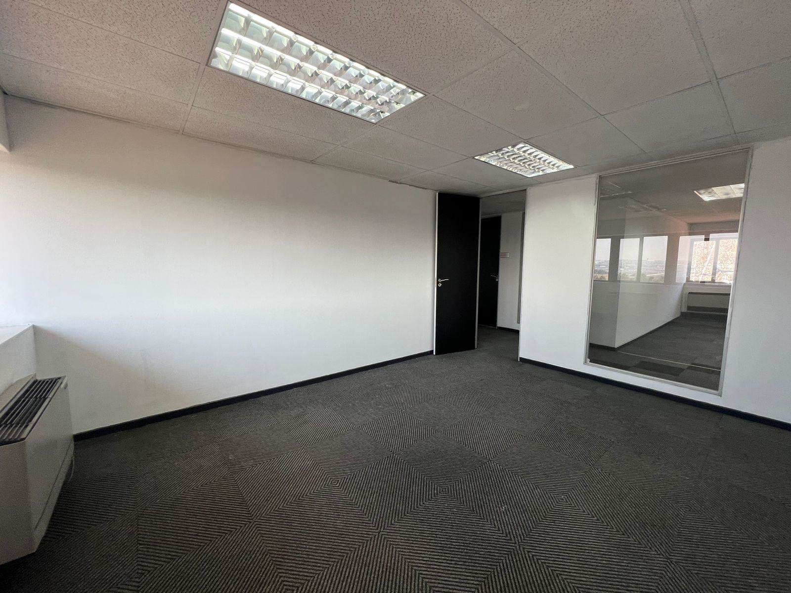 24  m² Commercial space in Rivonia photo number 20