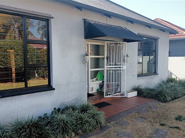 3 Bedroom House 3 Bedroom House