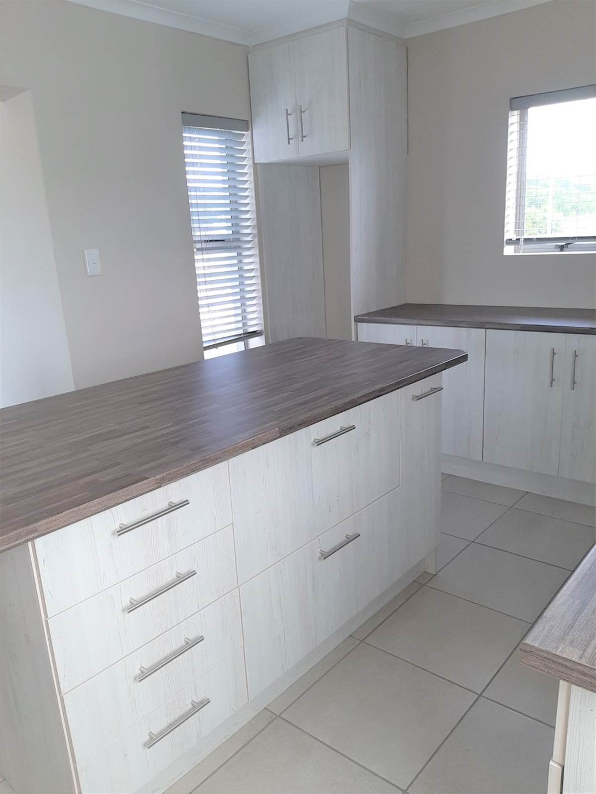 4 Bed House in Stilbaai photo number 4