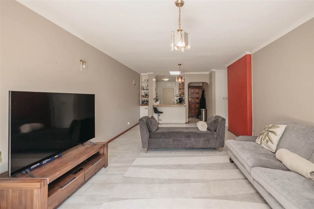 2 Bed Townhouse to rent in Kenridge RR4101371 Private Property