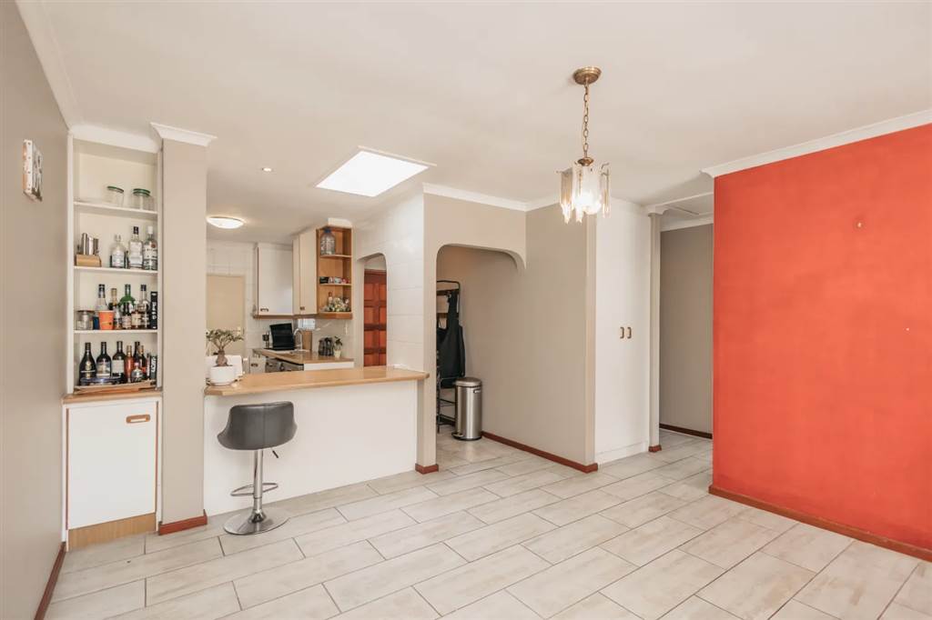 2 Bed Townhouse to rent in Kenridge RR4101371 Private Property