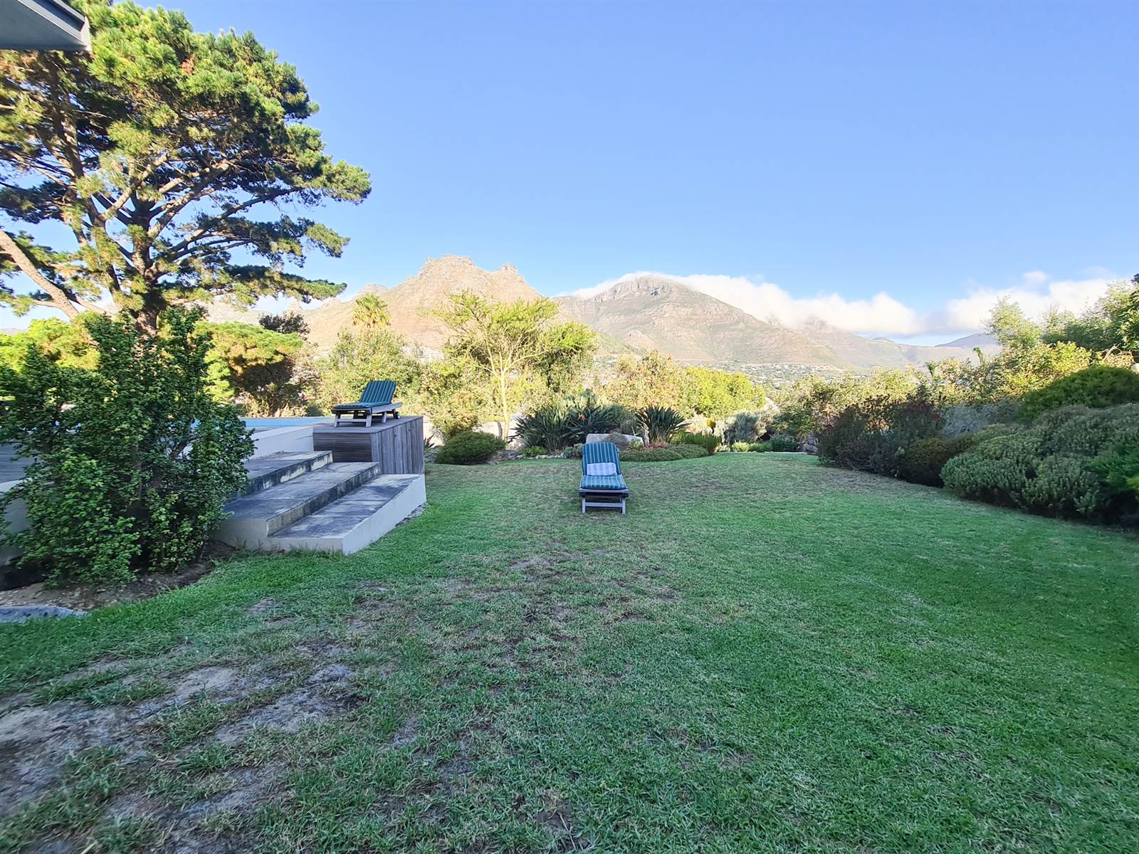 3 Bed House in Hout Bay and surrounds photo number 12