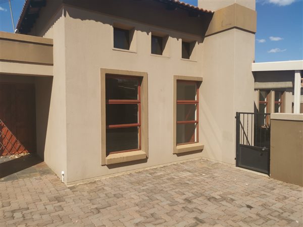 3 Bed Townhouse