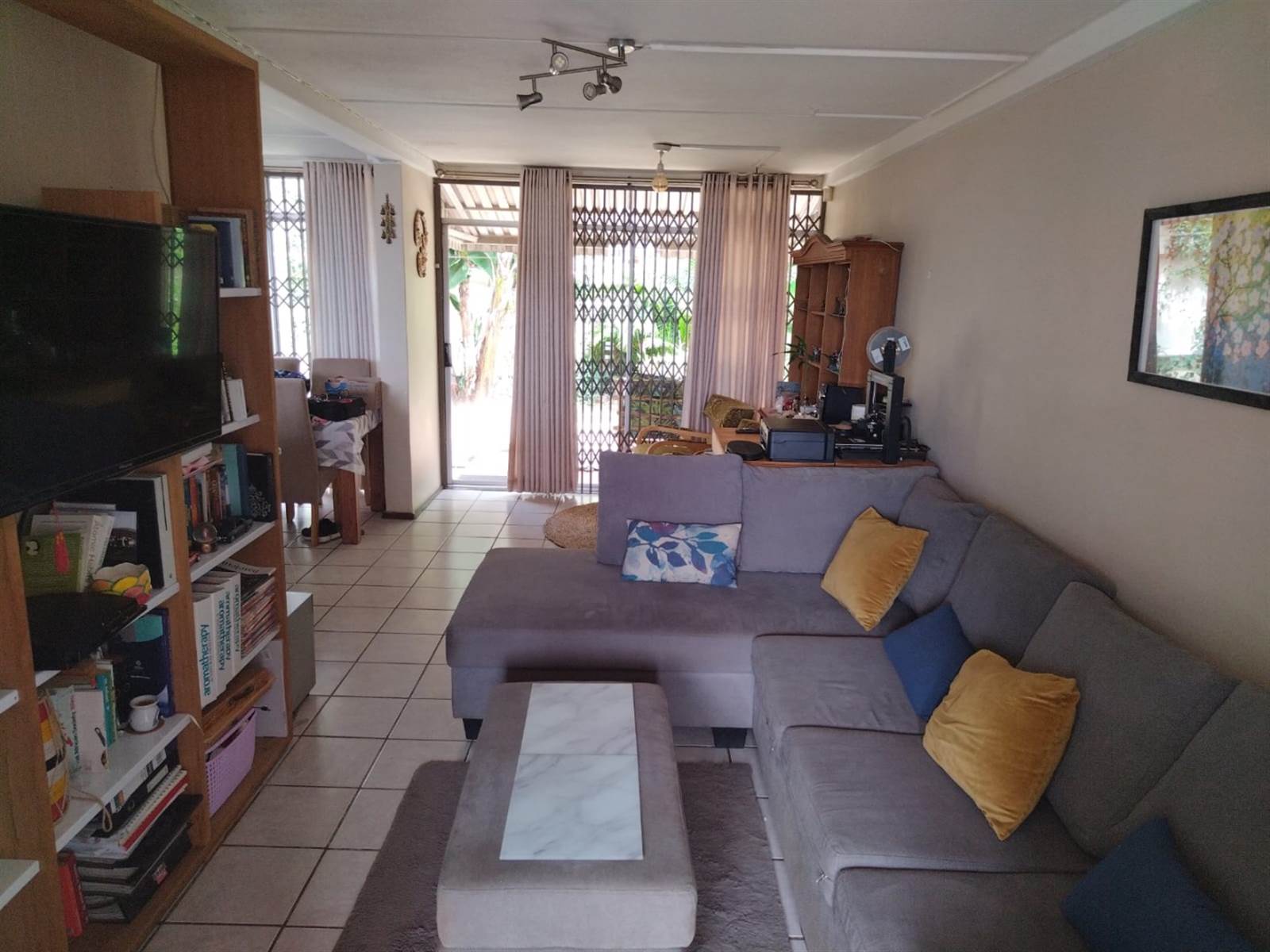 2 Bed Townhouse in Umgeni Park photo number 4