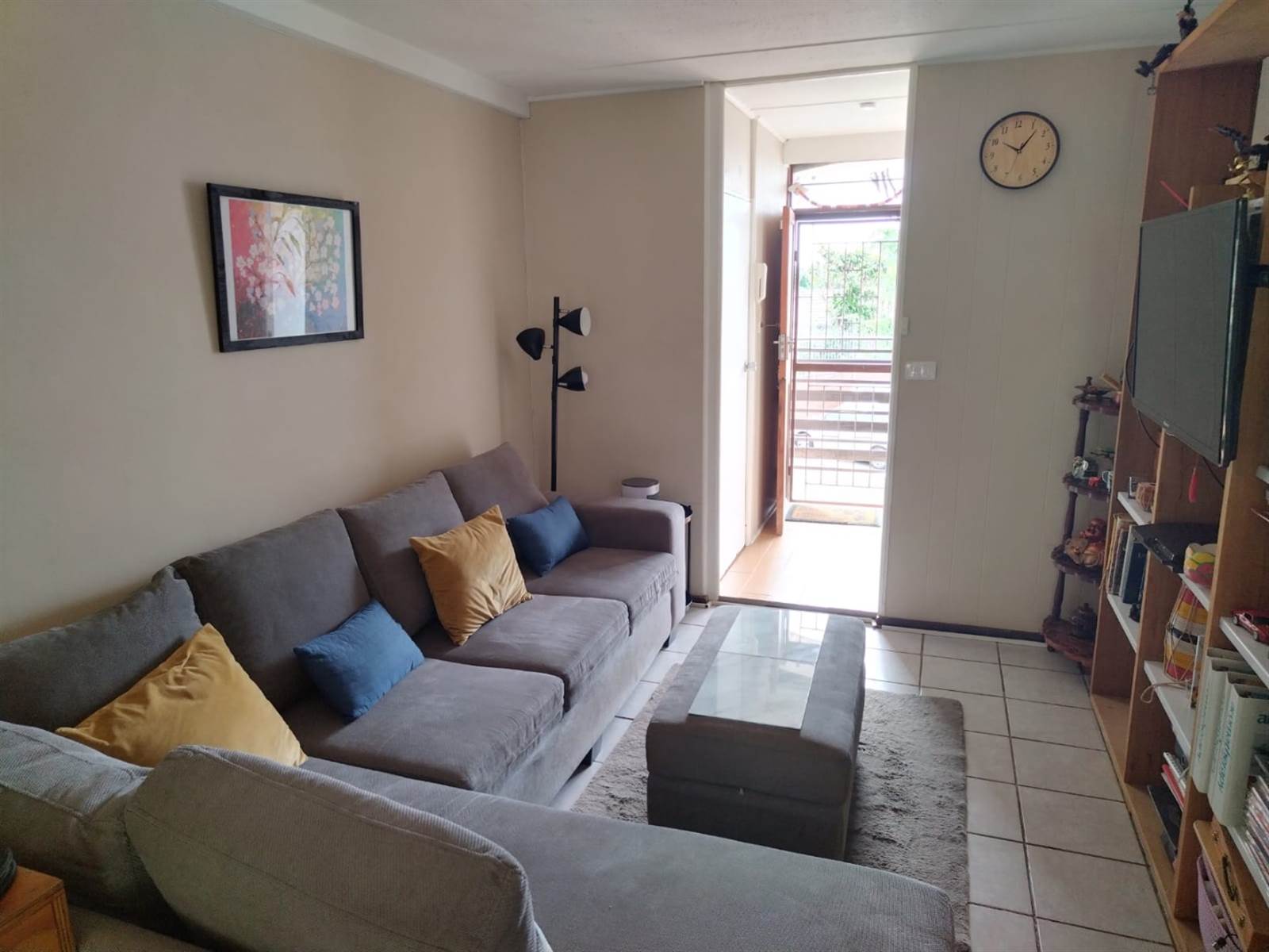 2 Bed Townhouse in Umgeni Park photo number 3