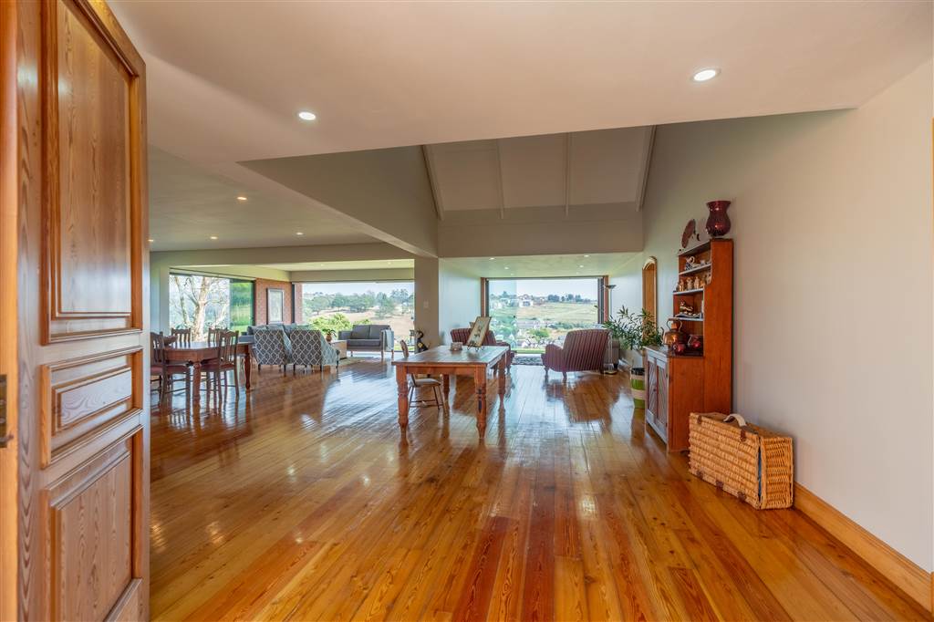 5 Bed House for sale in Cotswold Downs Estate T4795526 Private Property