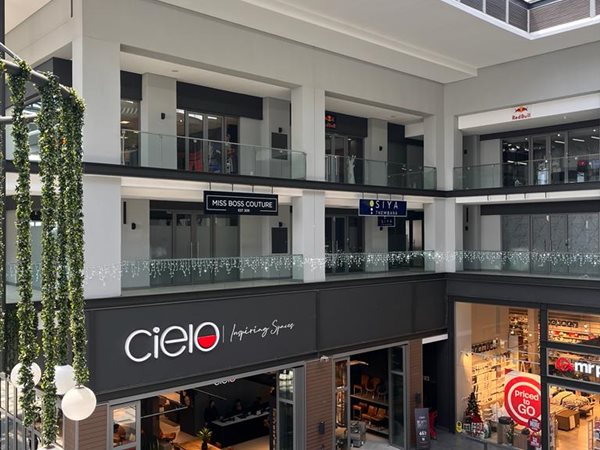 603  m² Commercial space in Fourways