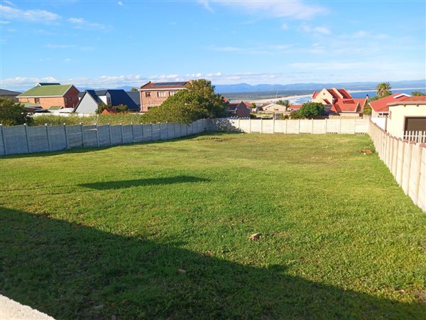 806 m² Land