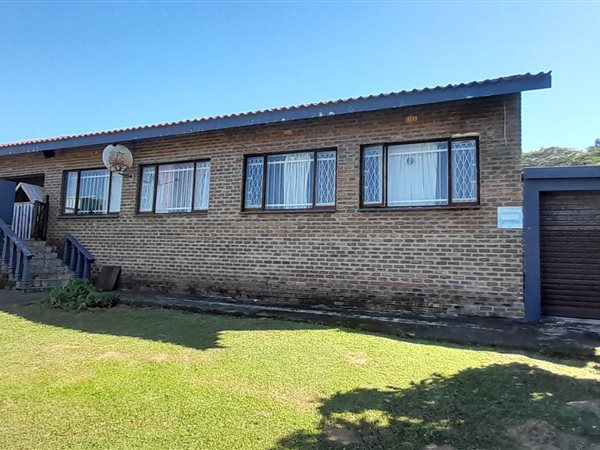 4 Bedroom House 4 Bedroom House