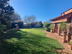3 Bed House in Falcon Ridge