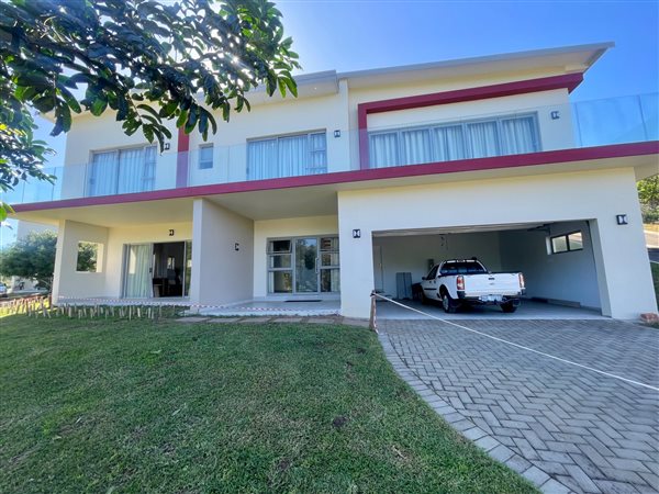 4 Bedroom Townhouse 4 Bedroom Townhouse