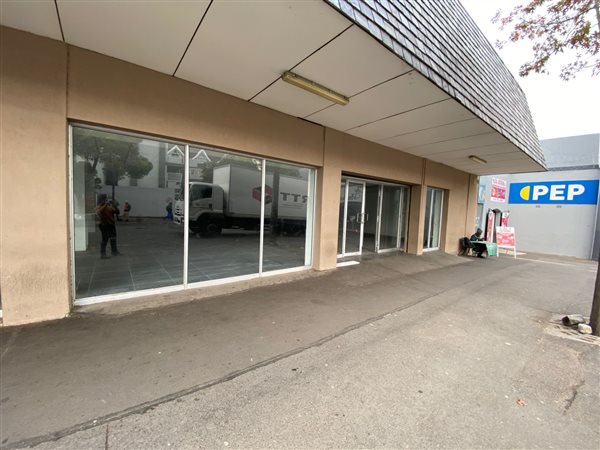 530 m² Retail Space 530 m² Retail Space
