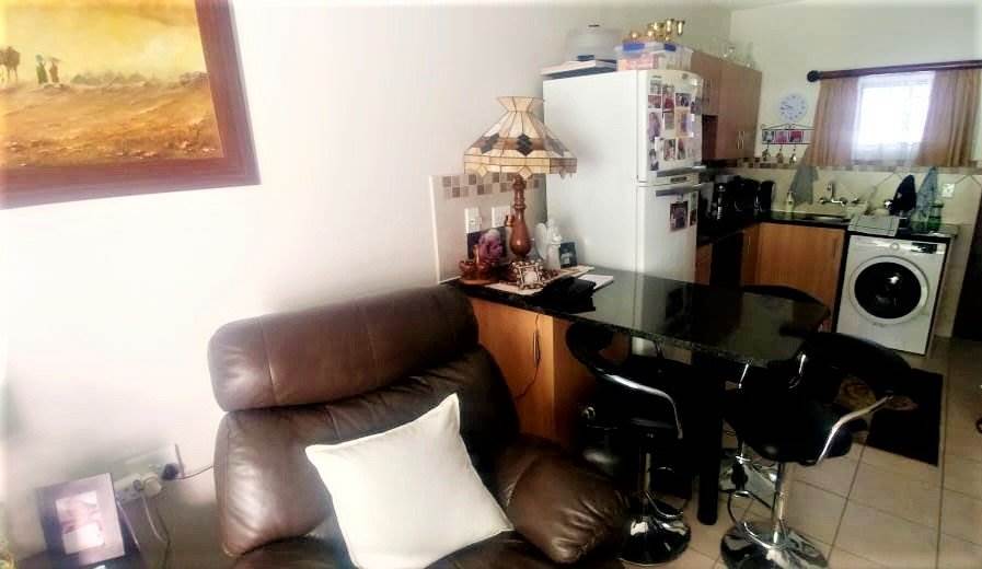 1 Bed Apartment in Benoni North photo number 5