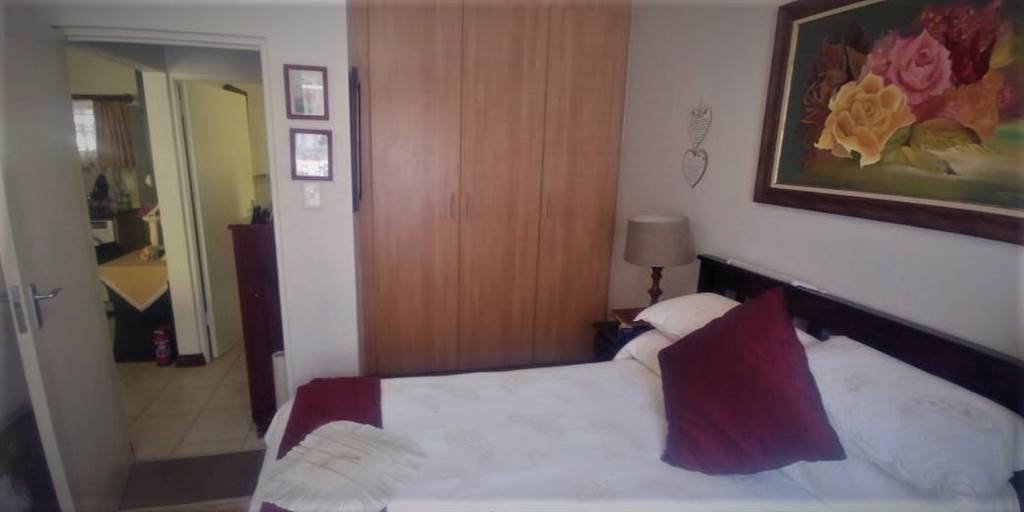 1 Bed Apartment in Benoni North photo number 10