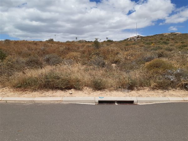319 m² Land available in St Helena Views