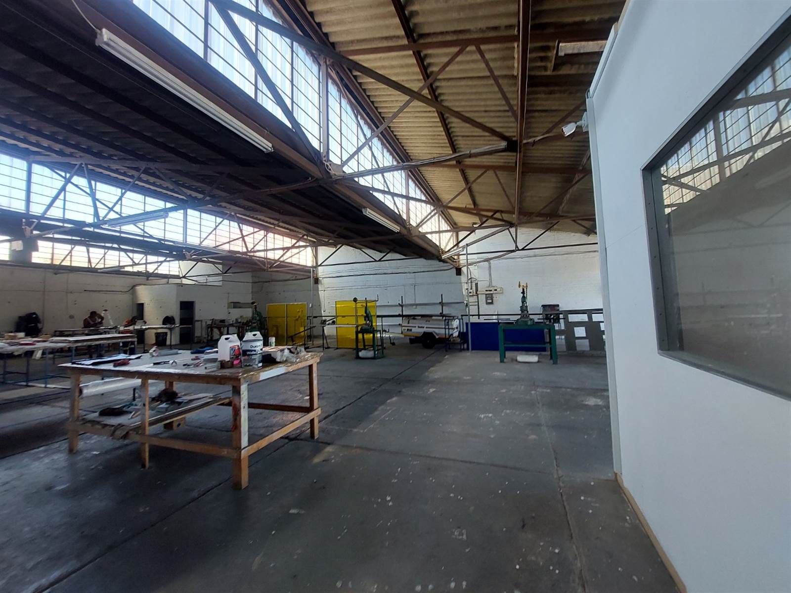 432  m² Commercial space in Paarden Eiland photo number 24
