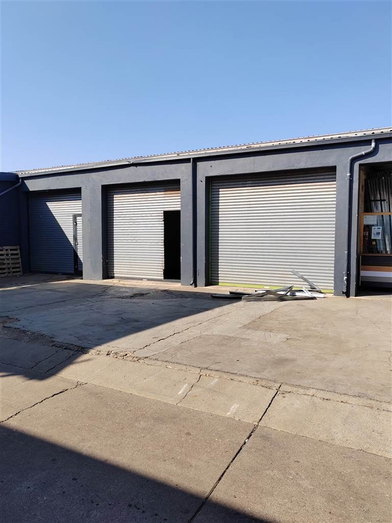 9000  m² Commercial space in Waltloo photo number 21