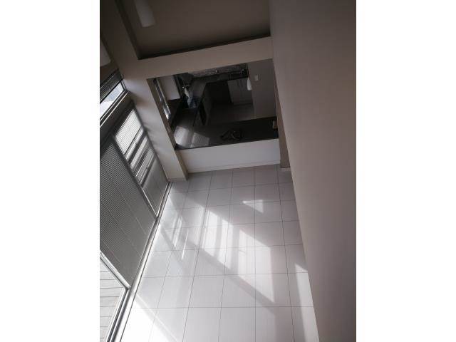 1 Bed Penthouse in Braamfontein photo number 3
