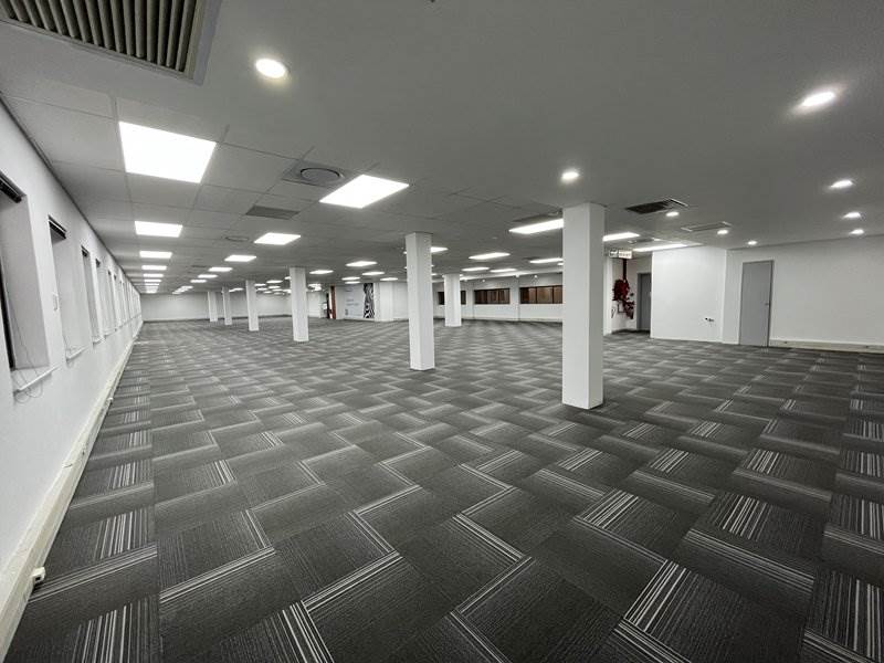 697  m² Office Space in Rivonia photo number 8