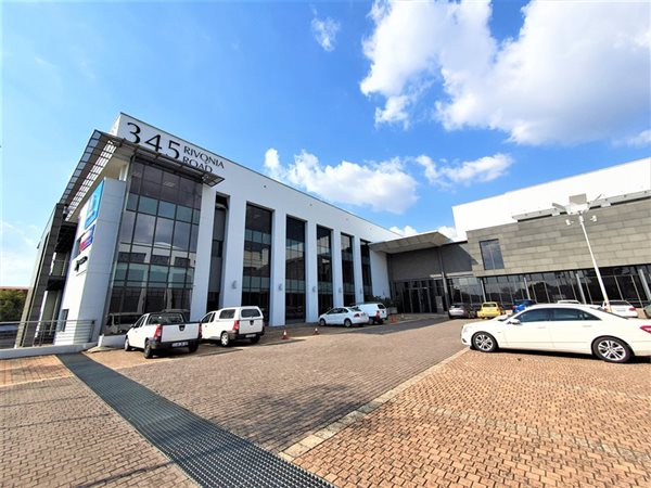 697  m² Office Space in Rivonia