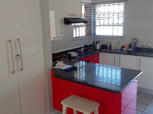 2 Bedroom Townhouse 2 Bedroom Townhouse