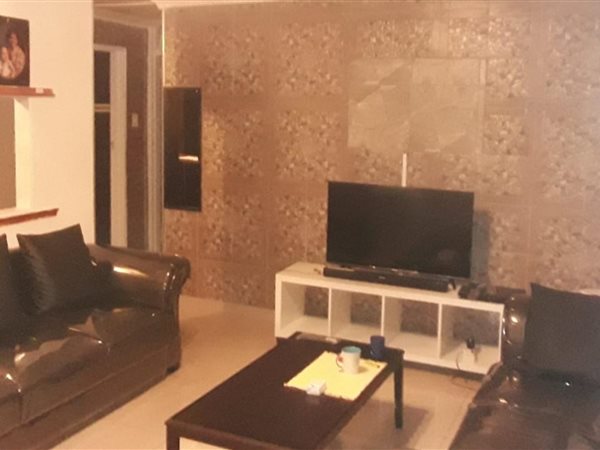 2 Bed Apartment in Greenbury