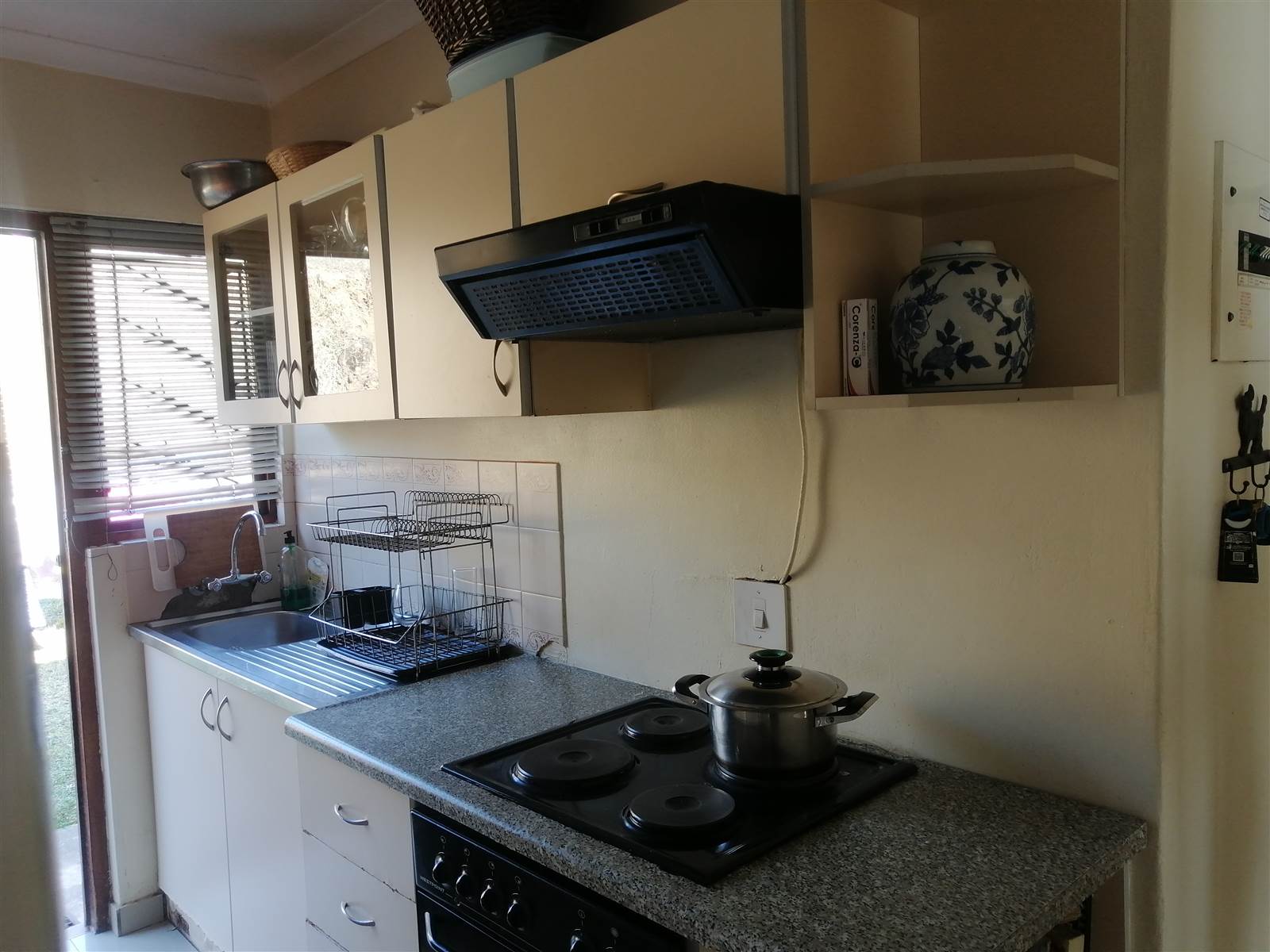 3 Bed House in Umlazi photo number 7