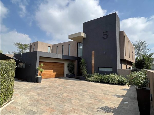 4 Bedroom House
