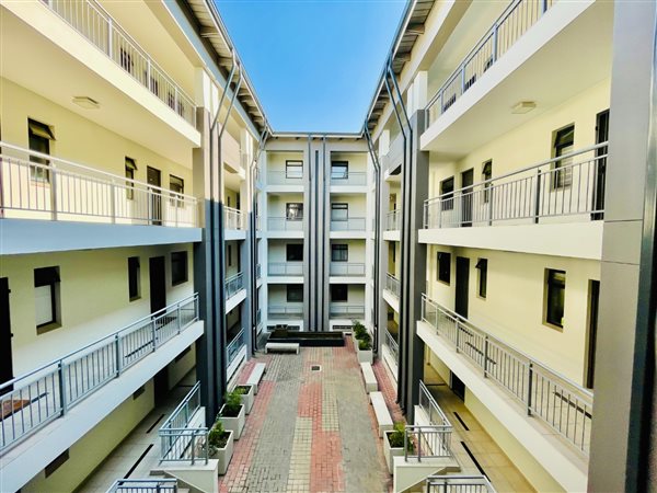 2 Bedroom Townhouse 2 Bedroom Townhouse