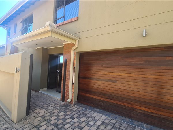 4 Bed Townhouse