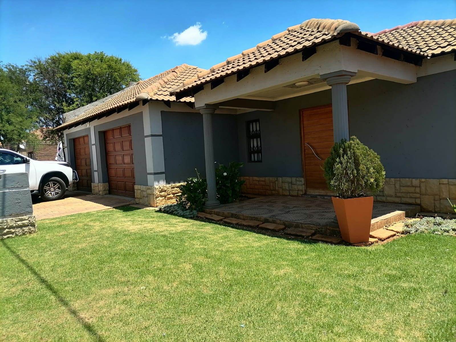 3 Bed House in Ikageng photo number 18