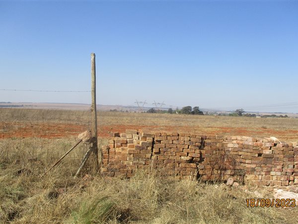 1.1 ha Farm