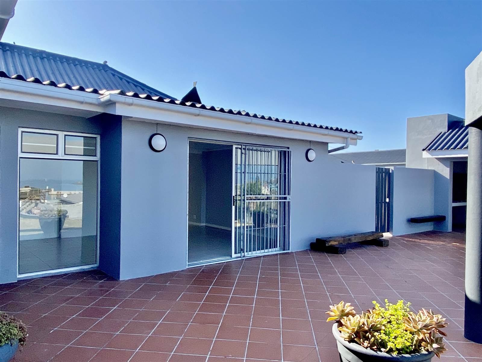 5 Bed House in Gansbaai and surrounds photo number 22